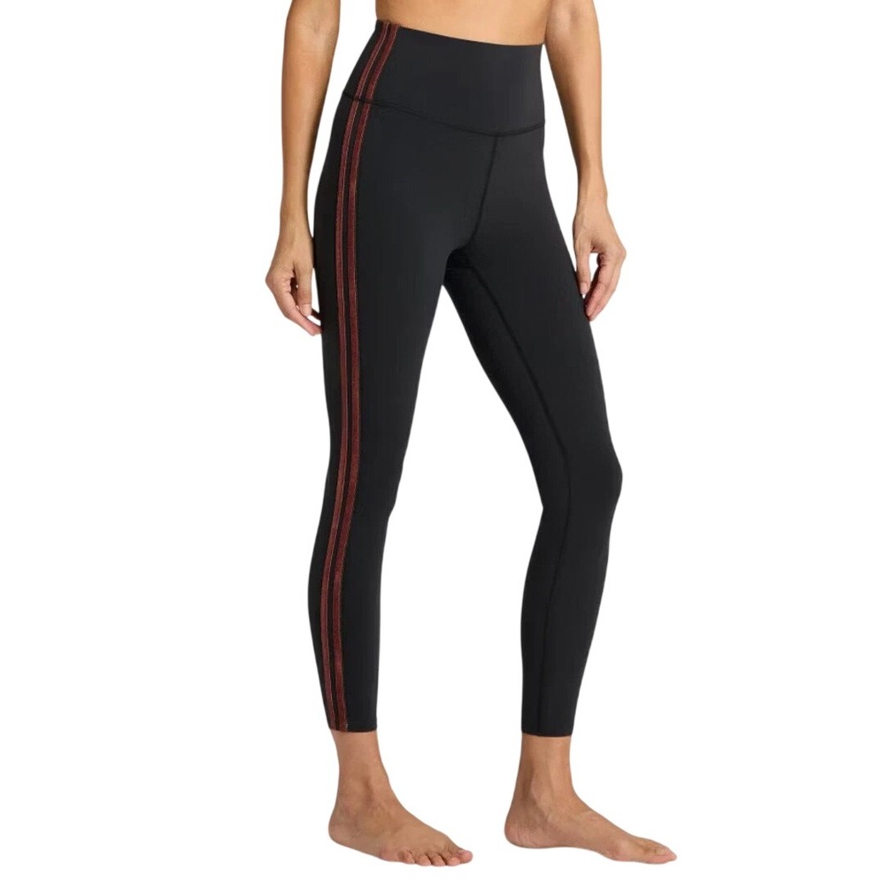 All in Motion Women's Black Side Stripe Everyday Soft 7/8 Leggings Size M